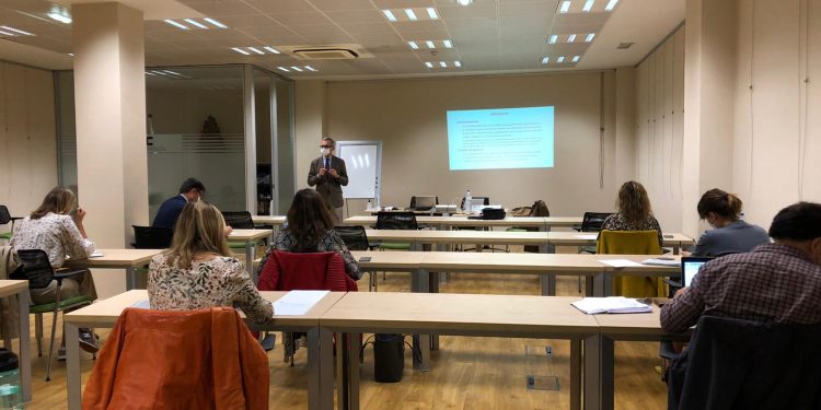 El personal de la Sindicatura de Cuentas recibe formación sobre auditorías en entornos de Administración Electrónica