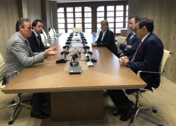 «El funcionamiento de la Sindicatura de Cuentas es ejemplar», destaca el presidente de la Junta General del Principado