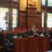 El síndico mayor, Roberto Fernández Llera, durante la comparecencia en la Comisión de Hacienda, Justicia y Asuntos Europeos.